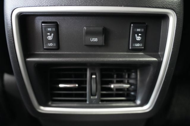Used 2016 Nissan Murano Platinum w/ Platinum Technology Package AWD/4WD image 15