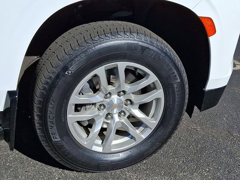 Certified 2022 Chevrolet Tahoe LS w/ Driver Alert Package image 9