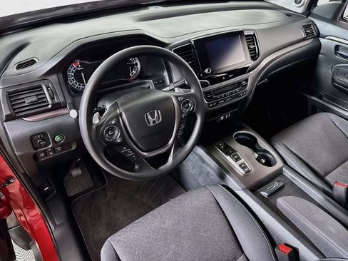 Used 2023 Honda Ridgeline Sport image 10