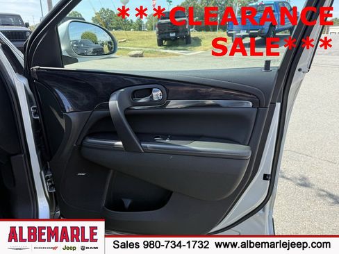 Used 2017 Buick Enclave Premium w/ Experience Buick Package image 31