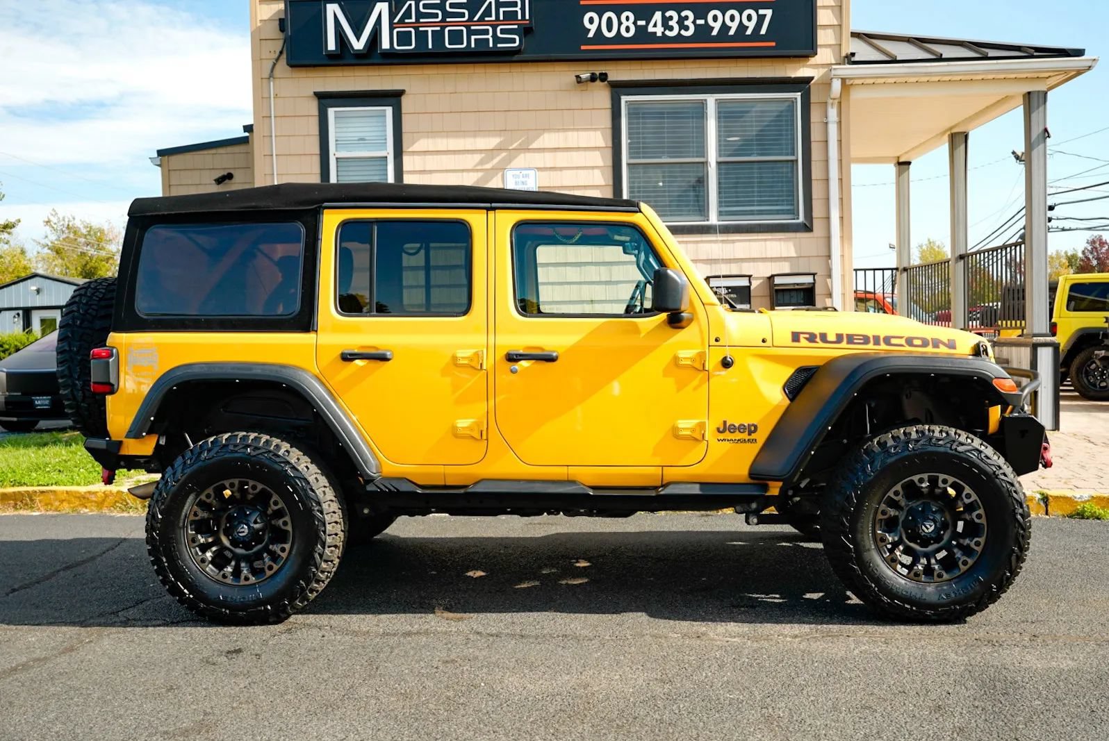 Used 2021 Jeep Wrangler Unlimited Rubicon AWD/4WD image 4