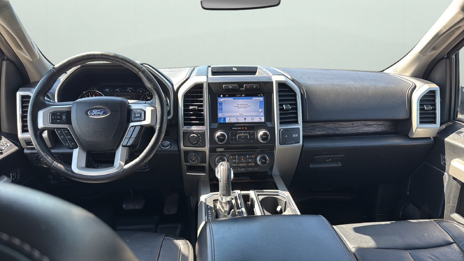 Used 2018 Ford F150 Lariat w/ Equipment Group 502A Luxury AWD/4WD image 18