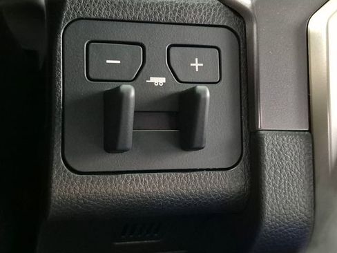 New 2026 Toyota Tacoma TRD Off-Road AWD/4WD image 17