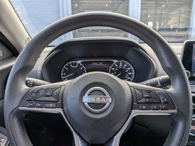 Used 2024 Nissan Sentra SV FWD image 20