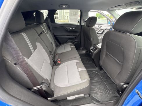 Used 2025 Chevrolet Blazer LT w/ LPO, Floor Liner Package FWD image 13
