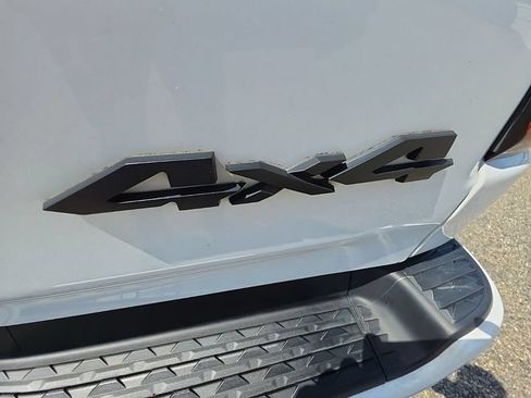 Used 2023 RAM 1500 Laramie AWD/4WD image 44