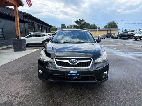 Used 2015 Subaru Crosstrek 2.0i AWD/4WD image 2