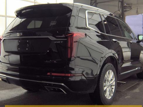 Used 2024 Cadillac XT6 Luxury w/ LPO, Floor Liner Package AWD/4WD image 5