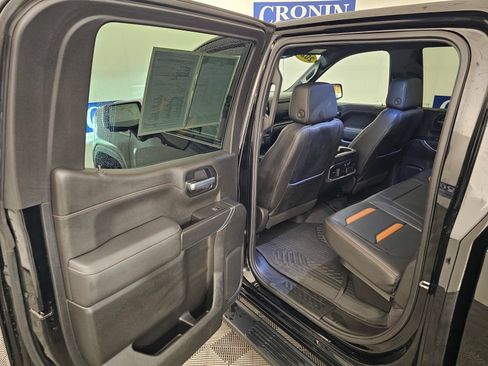 Used 2020 GMC Sierra 1500 AT4 w/ Off-Road Performance Package AWD/4WD image 19