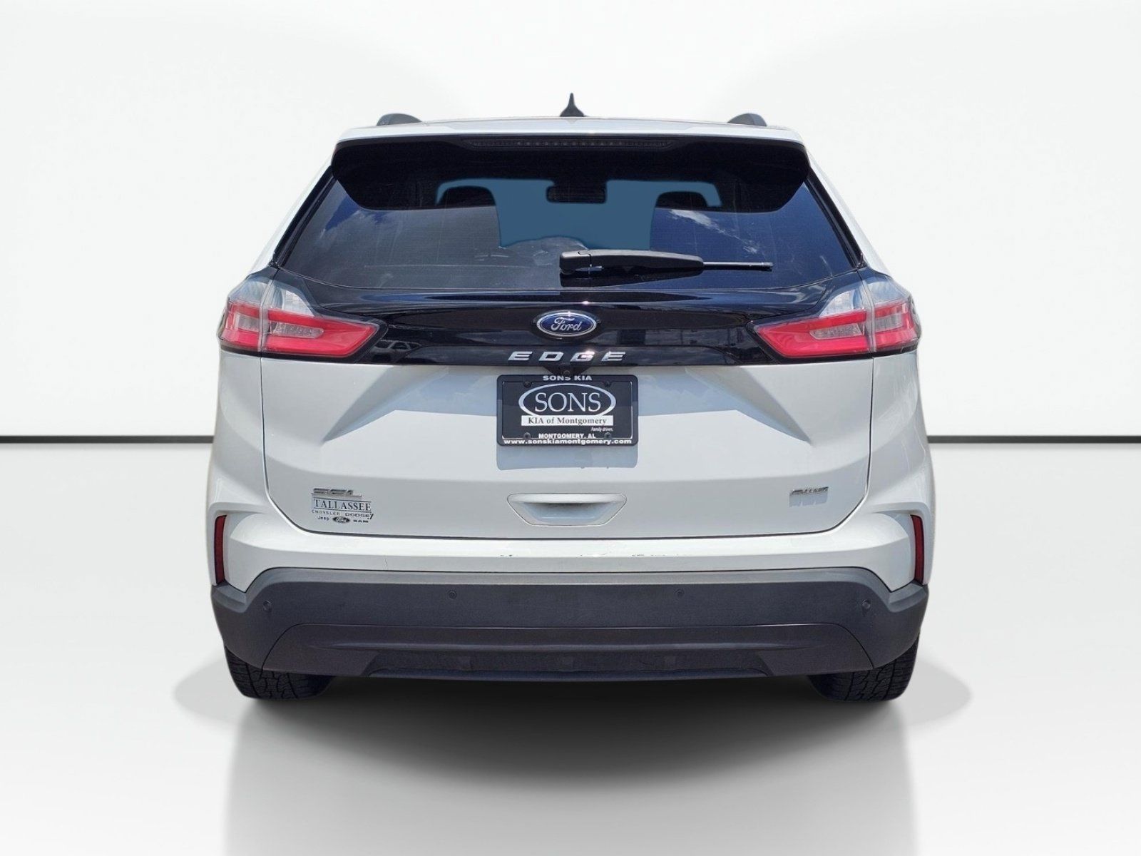 Used 2023 Ford Edge SEL w/ Sport Appearance Package AWD/4WD image 10