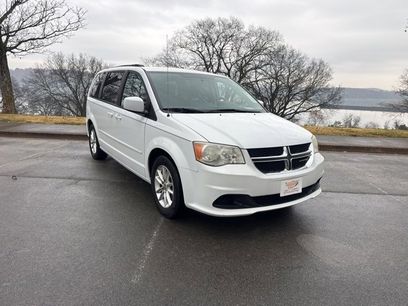 Used 2013 Dodge Grand Caravan SXT w/ UConnect Hands-Free Group