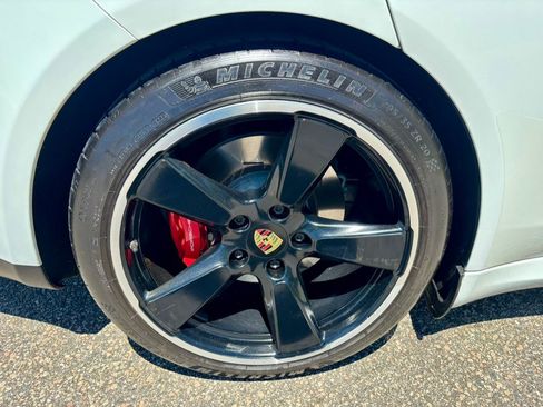 Used 2015 Porsche Panamera GTS AWD/4WD image 43