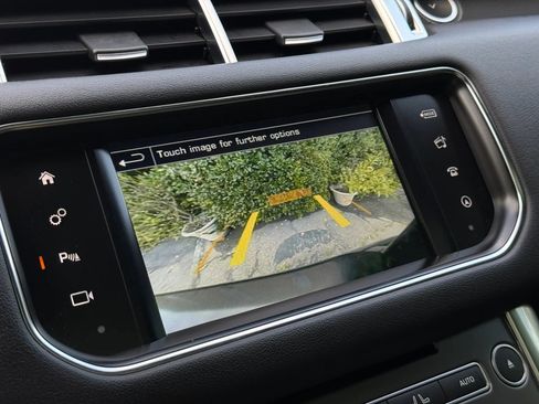 Used 2016 Land Rover Range Rover Sport SE image 28