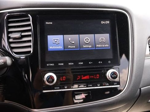 Used 2022 Mitsubishi Outlander SEL AWD/4WD image 17