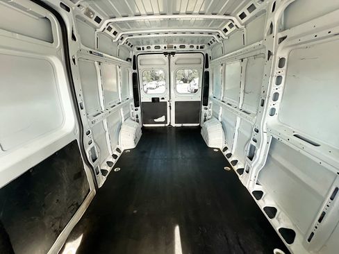 Used 2022 RAM ProMaster 2500 FWD image 29