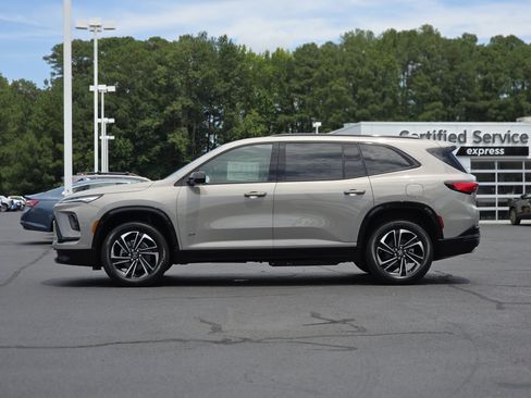 New 2026 Buick Enclave Sport Touring w/ LPO, Floor Liner Package FWD image 4