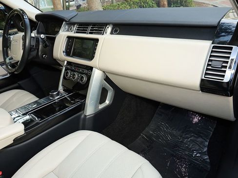 Used 2016 Land Rover Range Rover Supercharged image 37