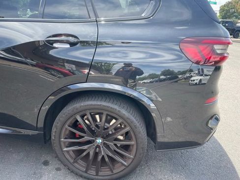 Used 2021 BMW X5 xDrive40i w/ M Sport Package AWD/4WD image 4