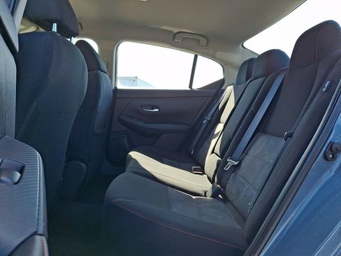 Certified 2024 Nissan Sentra SR FWD image 10