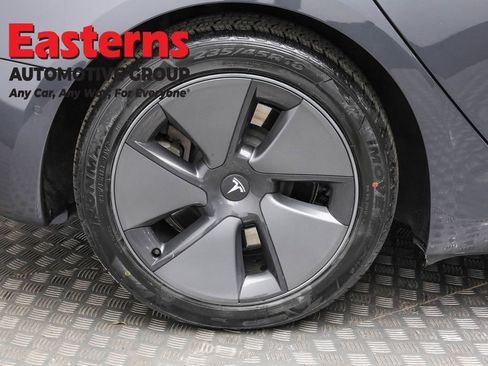 Used 2021 Tesla Model 3 Standard Range Plus image 30