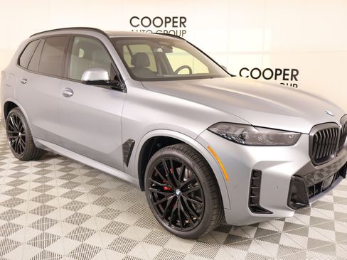 New 2026 BMW X5 xDrive40i AWD/4WD image 1