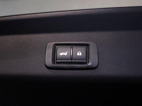 New 2025 Mitsubishi Outlander SE image 27