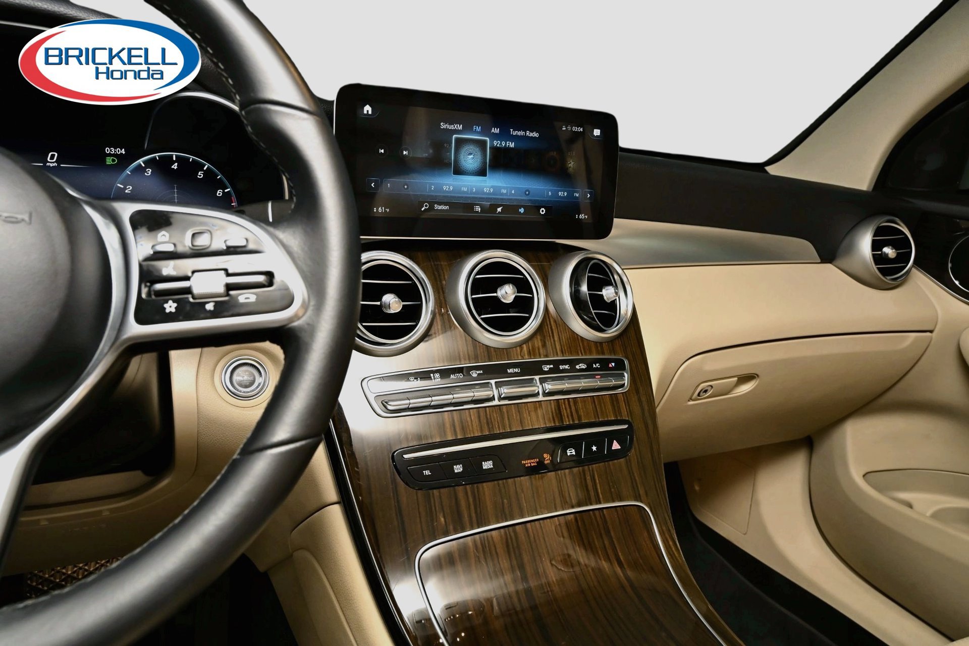 Used 2022 Mercedes-Benz GLC 300 image 24