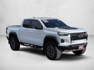 Used 2025 Chevrolet Colorado ZR2 w/ Technology Package AWD/4WD video 2