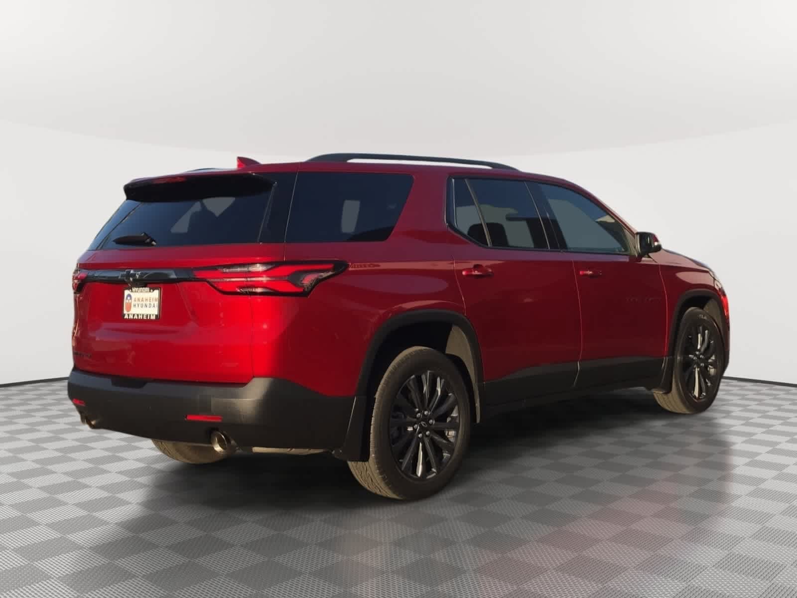 Used 2023 Chevrolet Traverse RS w/ LPO, Floor Liner Package AWD/4WD image 7