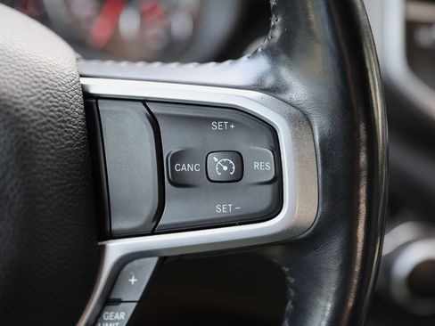 Used 2021 RAM 1500 Big Horn AWD/4WD image 40