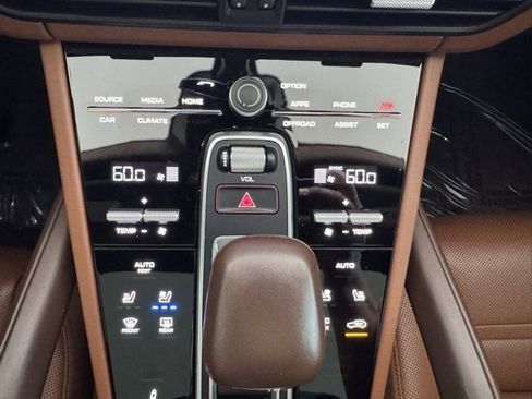 Used 2023 Porsche Cayenne GTS image 16