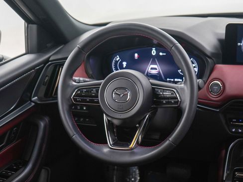 Used 2025 MAZDA CX-70 Plug-In Hybrid w/ Premium Plus AWD/4WD image 15