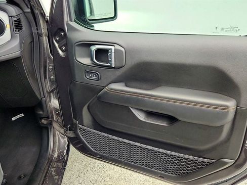 Used 2025 Jeep Wrangler Sahara w/ Safety Group image 24