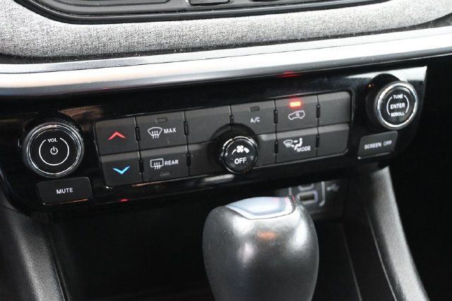 Used 2024 Jeep Compass Latitude AWD/4WD image 24