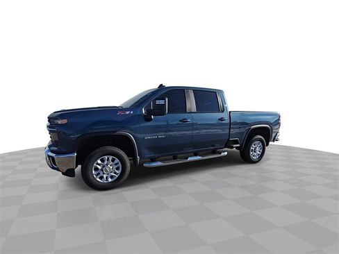 Certified 2025 Chevrolet Silverado 2500 LT image 4