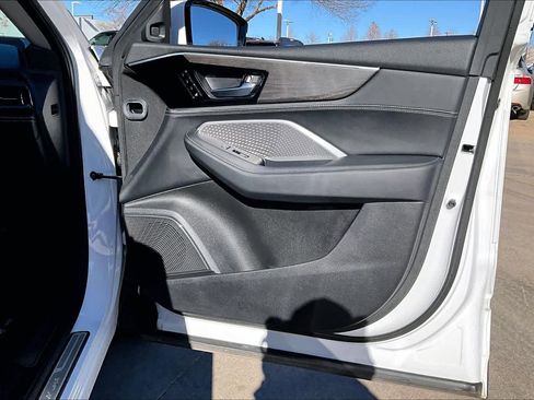 Used 2024 Acura MDX SH-AWD w/ Advance Package image 25