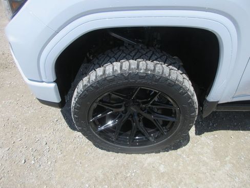 New 2026 GMC Sierra 1500 Denali Ultimate AWD/4WD image 15