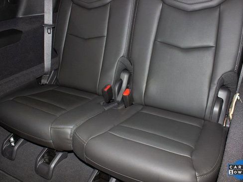 Used 2025 Cadillac XT6 Premium Luxury image 20