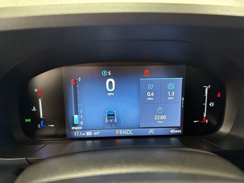 New 2025 Ford Maverick XL w/ Equipment Group 102A image 22