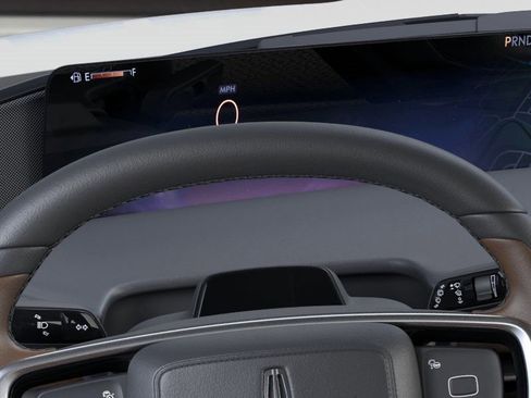 New 2025 Lincoln Navigator Reserve image 14