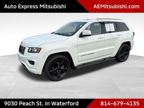 Used 2015 Jeep Grand Cherokee Altitude AWD/4WD image 3