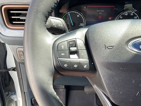 Used 2024 Ford Maverick Lariat FWD image 24