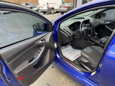 Used 2014 Ford Focus ST image 9