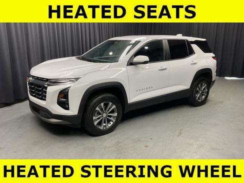 Used 2025 Chevrolet Equinox LT FWD image 1