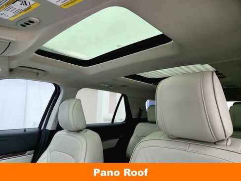 Used 2019 Ford Explorer Platinum AWD/4WD image 12