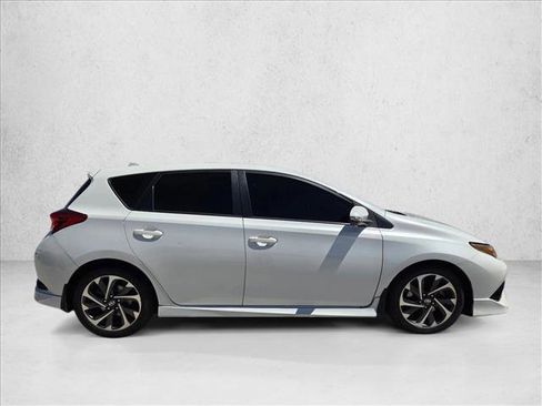 Used 2016 Scion iM FWD image 4