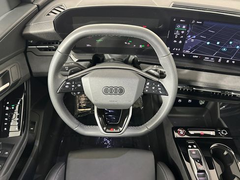Used 2025 Audi SQ6 e-tron Premium w/ Convenience Package AWD/4WD image 13