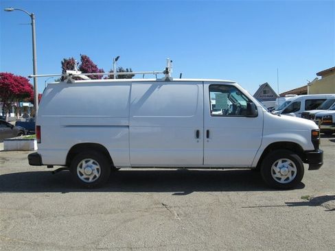Used 2013 Ford E-150 and Econoline 150 image 4