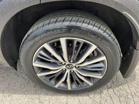 Used 2022 INFINITI QX60 Sensory w/ Vision Package image 16