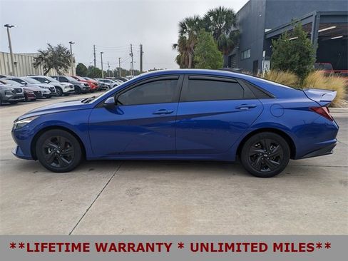 Used 2021 Hyundai Elantra SEL w/ Convenience Package image 9